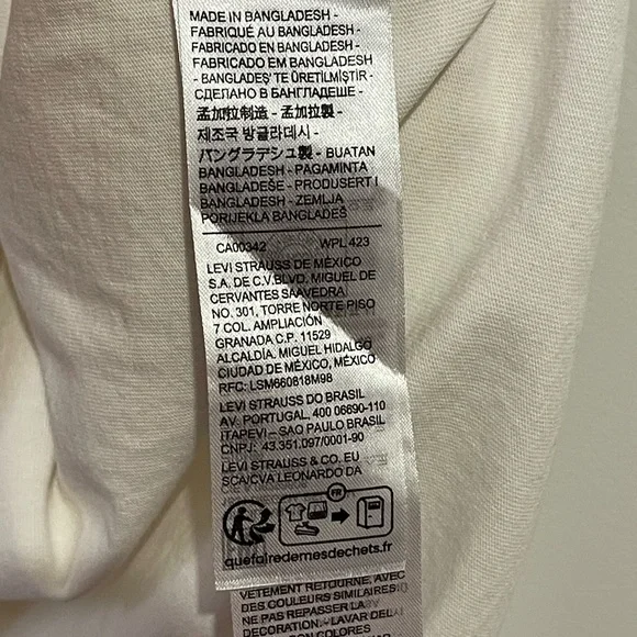 Levi’s Rodeo Graphic Tee - Picture 7 of 9